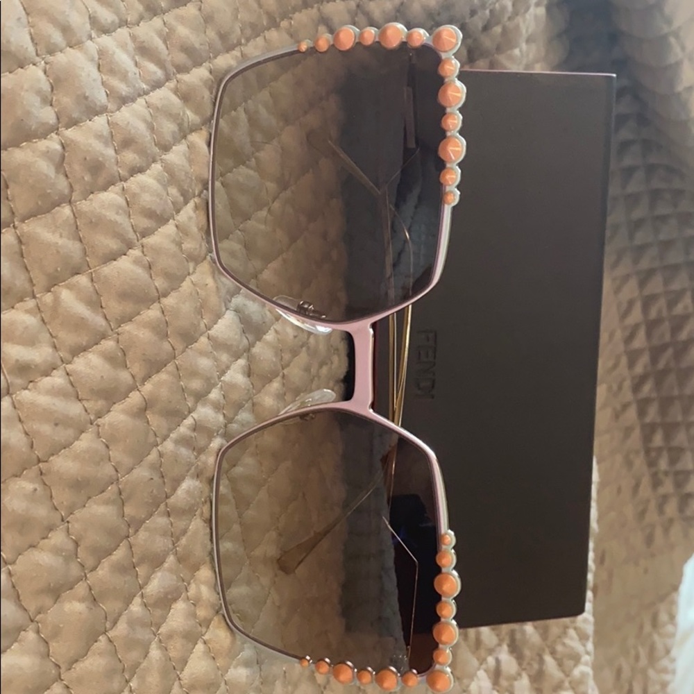 New fendi glasses - Picture 2 of 4